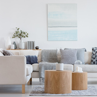 Lounge furniture and décor
